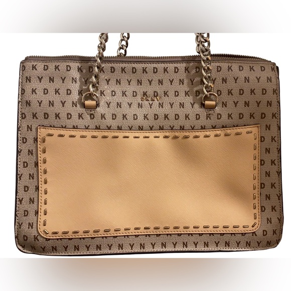 DKNY tote purse in good condition - Picture 4 of 12